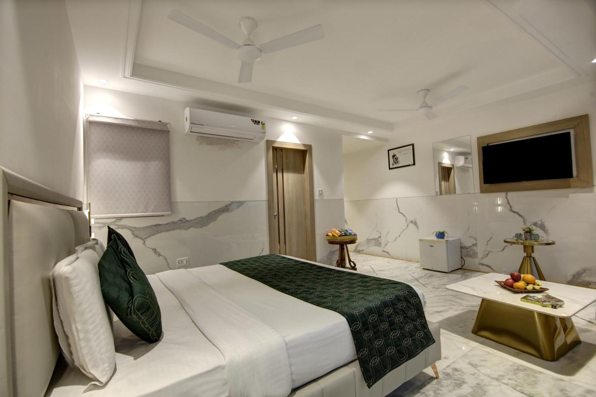 Hotel International Inn - Near Delhi Airport New Delhi Extérieur photo