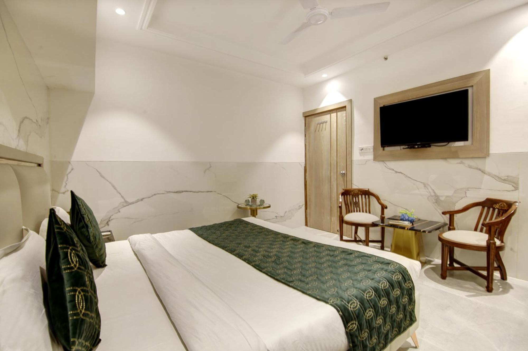 Hotel International Inn - Near Delhi Airport New Delhi Extérieur photo